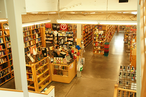 Powell's Books店内