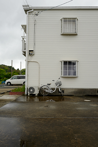 雨の自転車